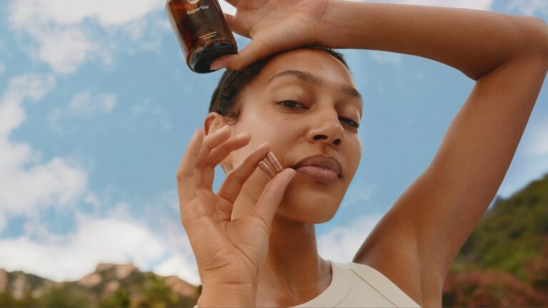 Skincare Brand Launch Partner in America Why TruLife Distribution Is the Top Choice for Global Beauty Brands